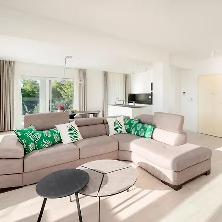 01 Apartman